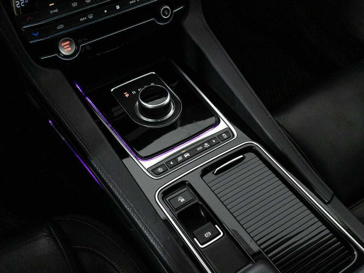 Jaguar F-Pace с пробегом — 2019 год. Фото: #16