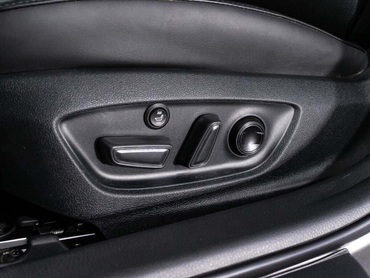 Toyota Avalon с пробегом — 2022 год. Фото: #14