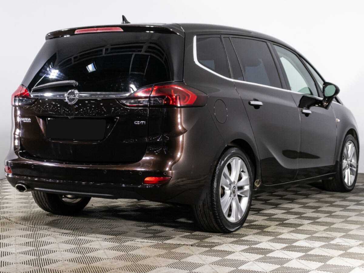 Opel Zafira с пробегом — 2012 год. Фото: #4