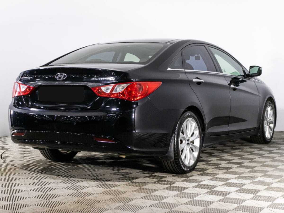 Hyundai Sonata с пробегом — 2011 год. Фото: #4