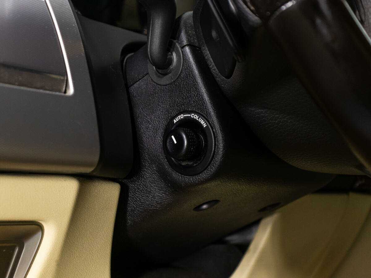 Jaguar XF с пробегом — 2008 год. Фото: #13