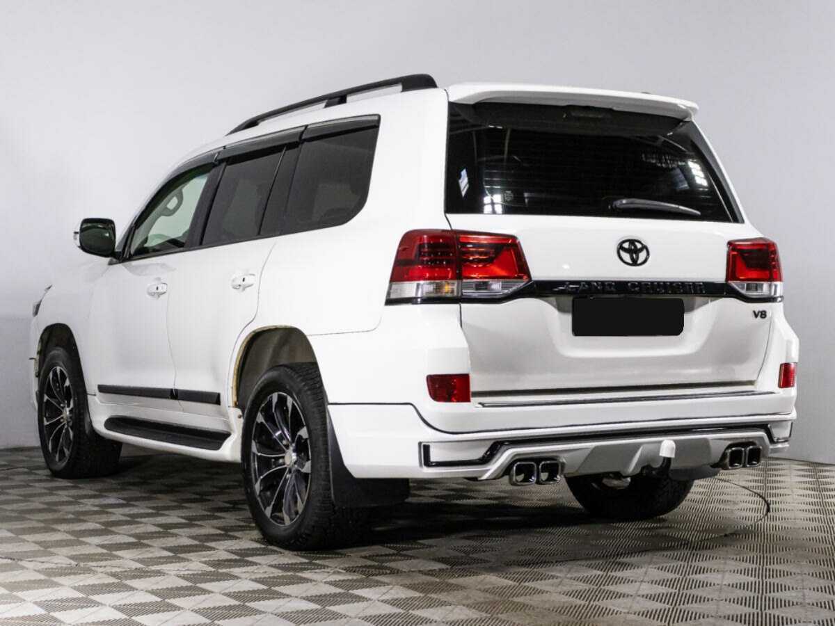 Toyota Land Cruiser с пробегом — 2010 год. Фото: #6