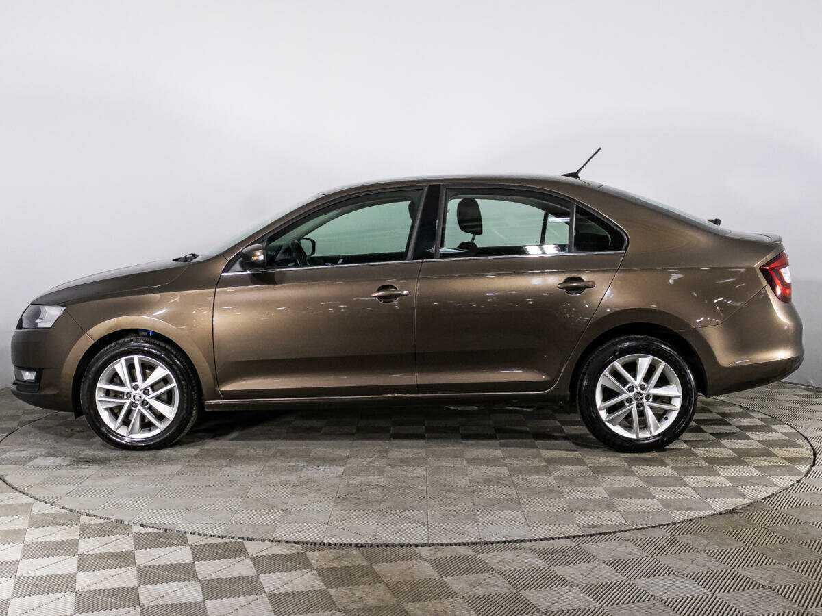 Skoda Rapid с пробегом — 2018 год. Фото: #7