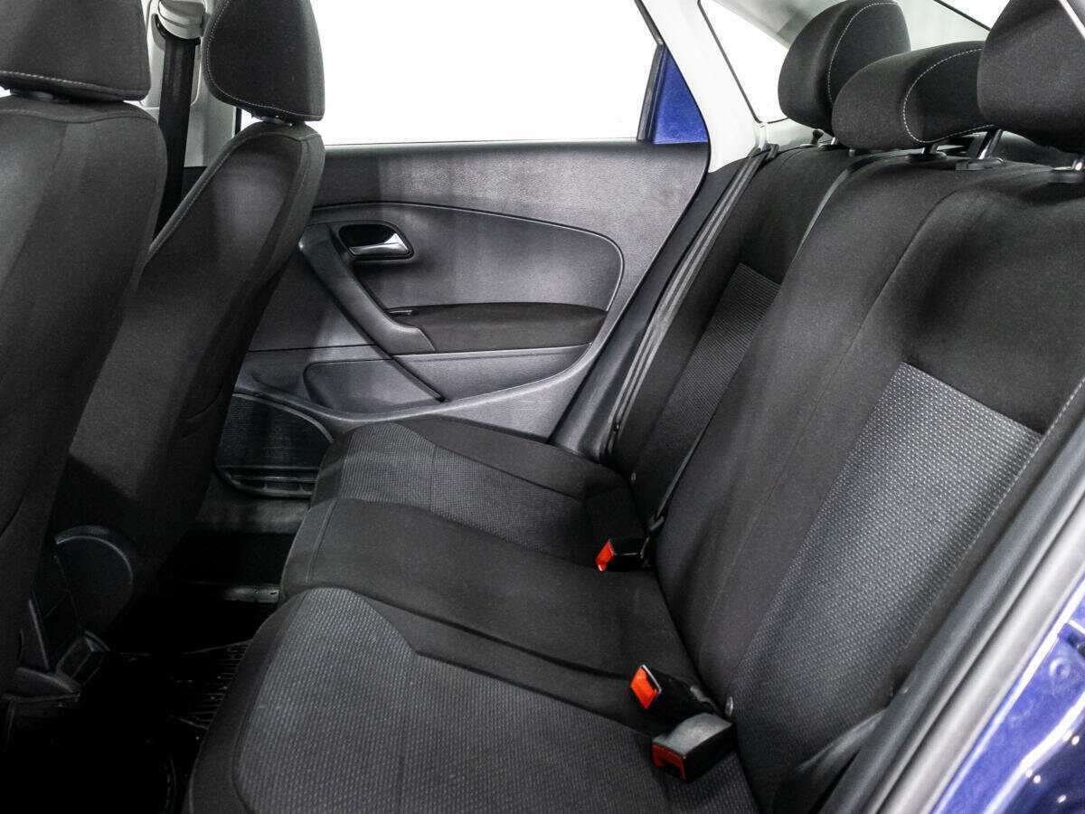 Volkswagen Polo с пробегом — 2017 год. Фото: #9