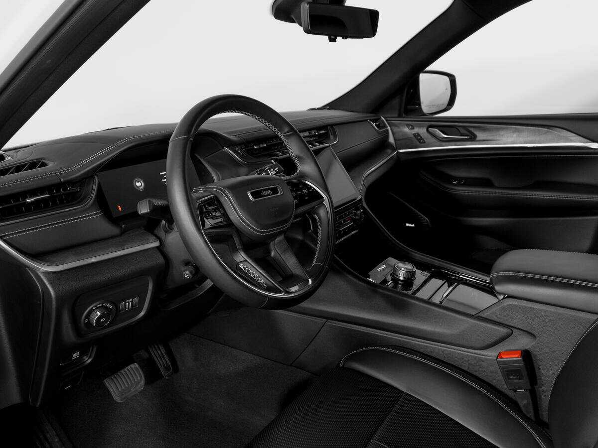 Jeep Grand Cherokee с пробегом — 2021 год. Фото: #17