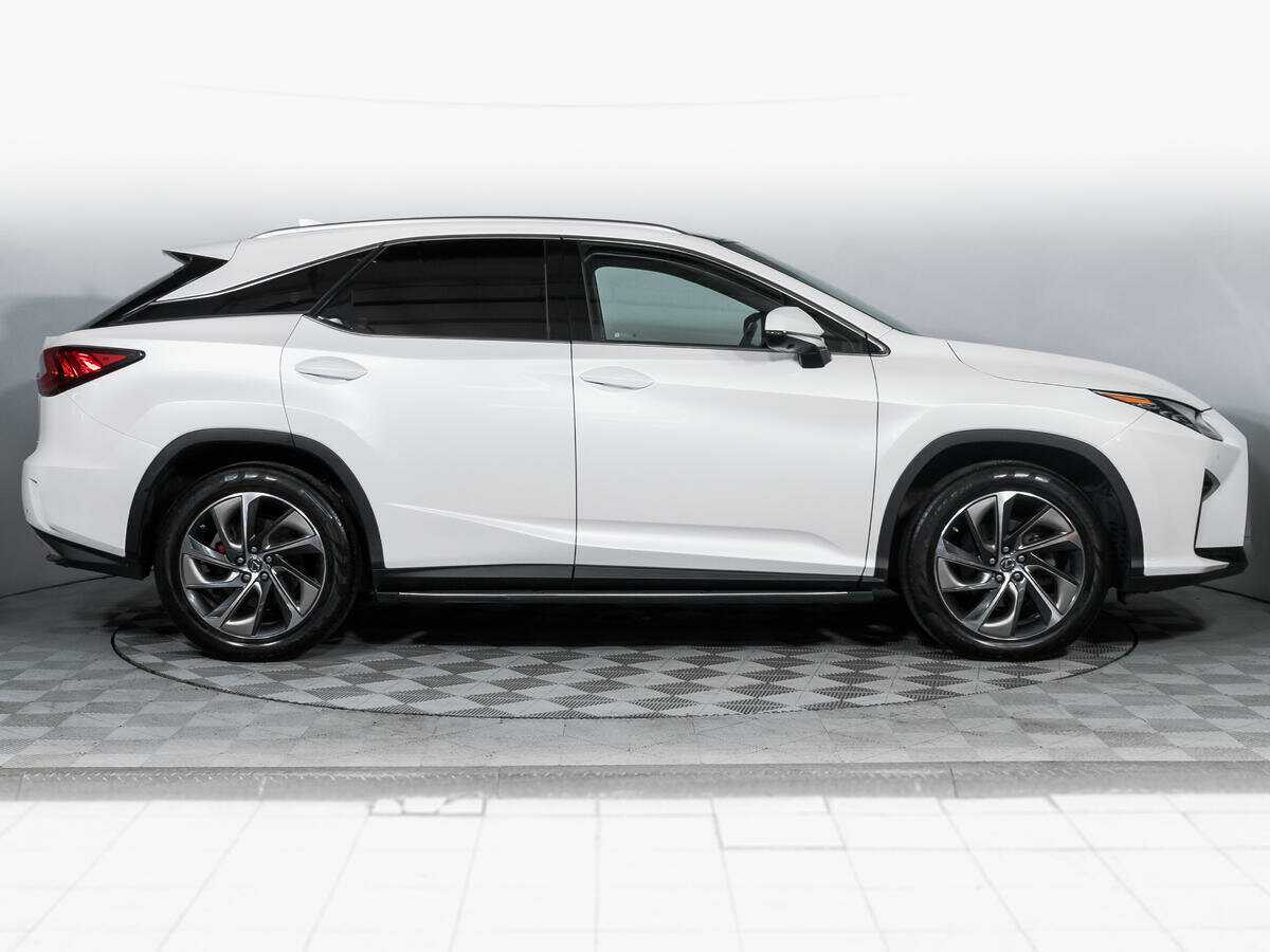 Lexus RX с пробегом — 2018 год. Фото: #3