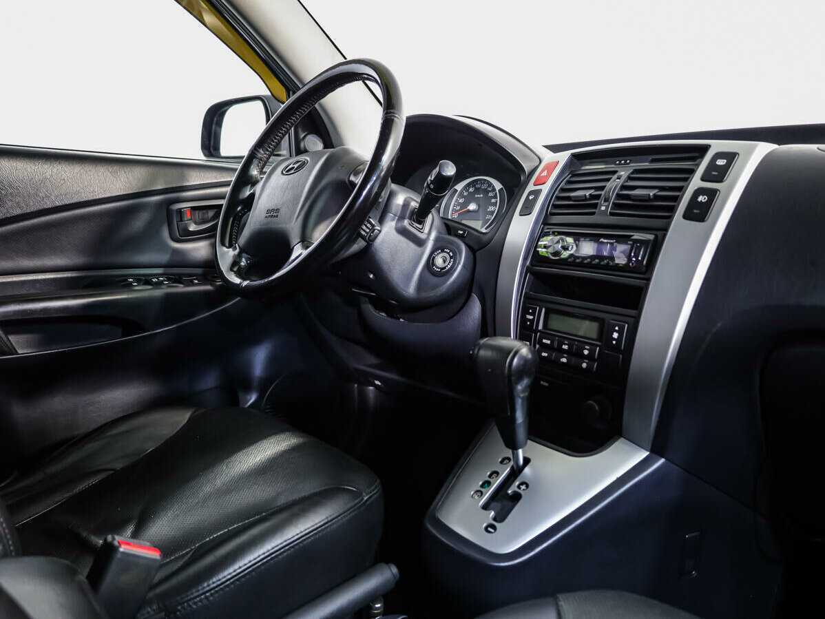 Hyundai Tucson с пробегом — 2006 год. Фото: #7