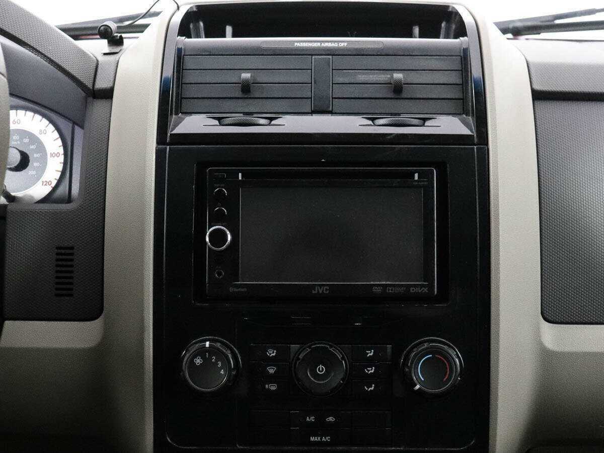 Mazda Tribute с пробегом — 2007 год. Фото: #13