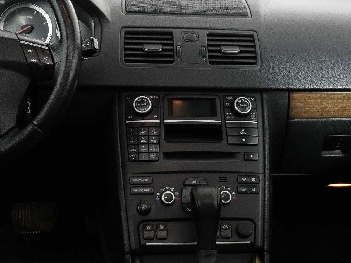 Volvo XC90 с пробегом — 2011 год. Фото: #10