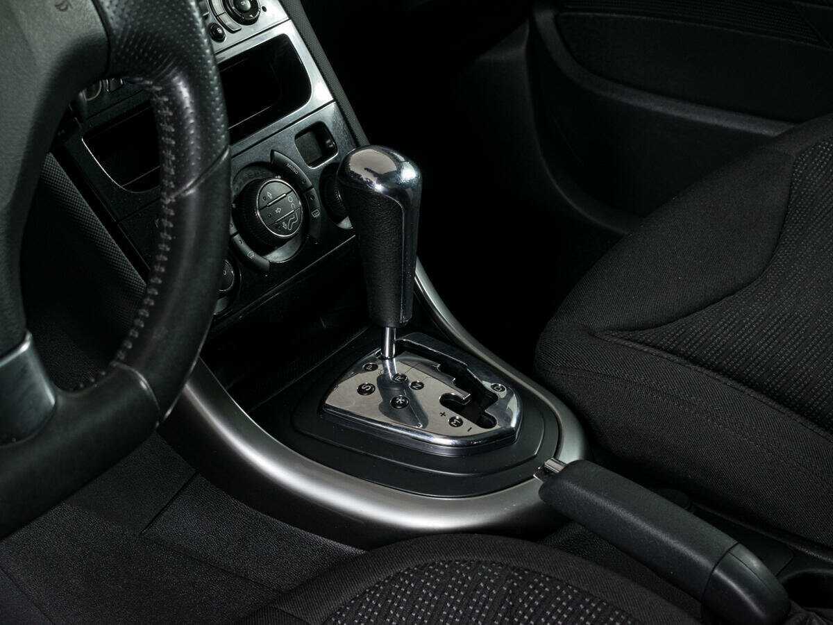 Peugeot 308 с пробегом — 2011 год. Фото: #16