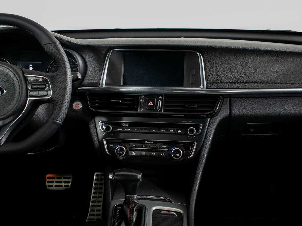 Kia Optima с пробегом — 2016 год. Фото: #6