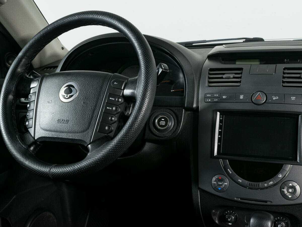 SsangYong Rexton с пробегом — 2009 год. Фото: #7