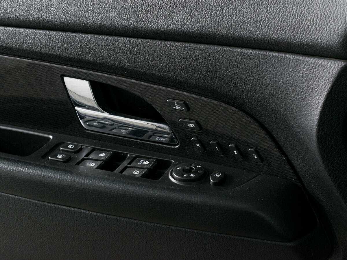 SsangYong Rexton с пробегом — 2009 год. Фото: #10