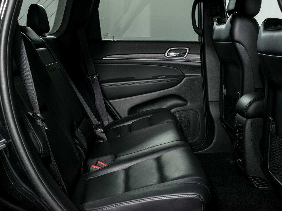 Jeep Grand Cherokee с пробегом — 2021 год. Фото: #8