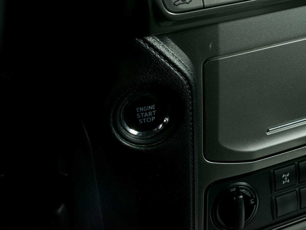 Toyota Land Cruiser Prado с пробегом — 2018 год. Фото: #9