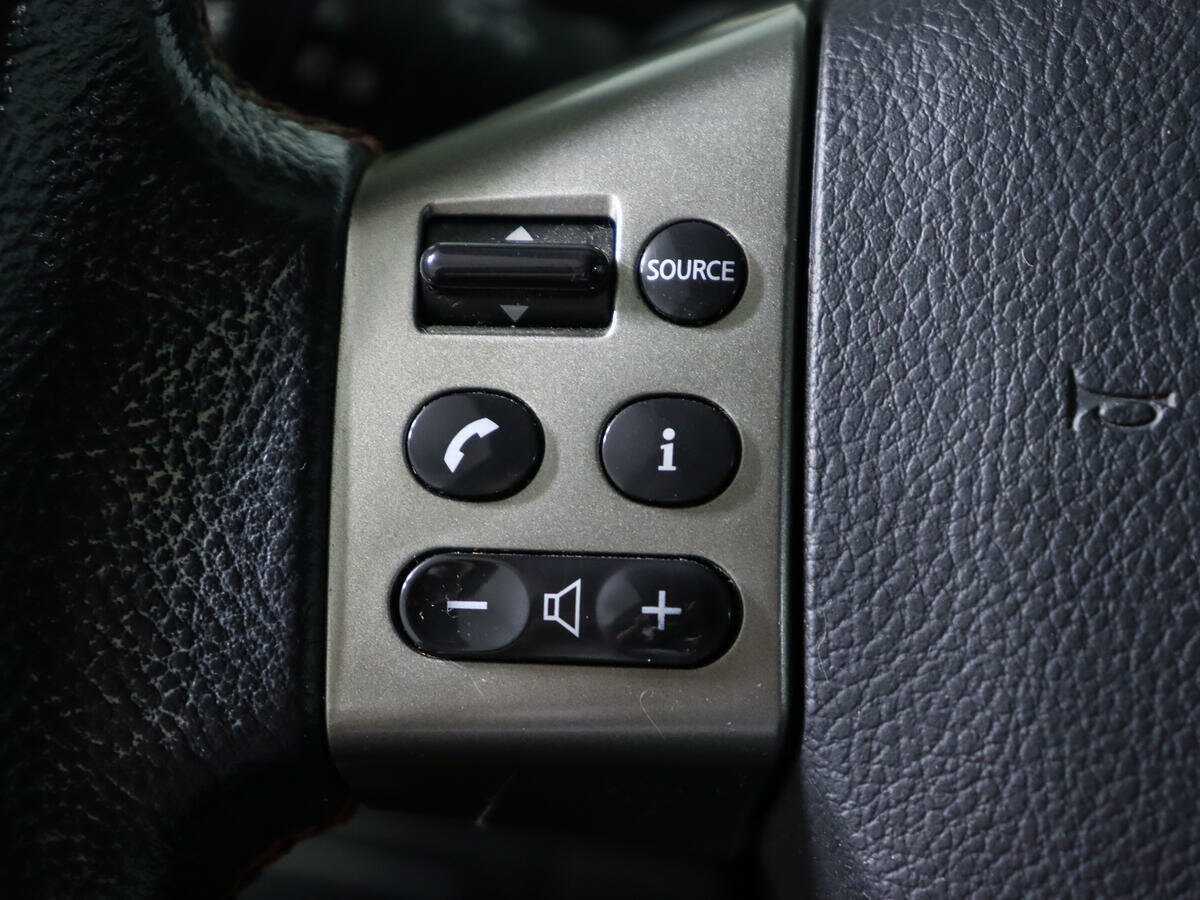 Nissan Note с пробегом — 2007 год. Фото: #12