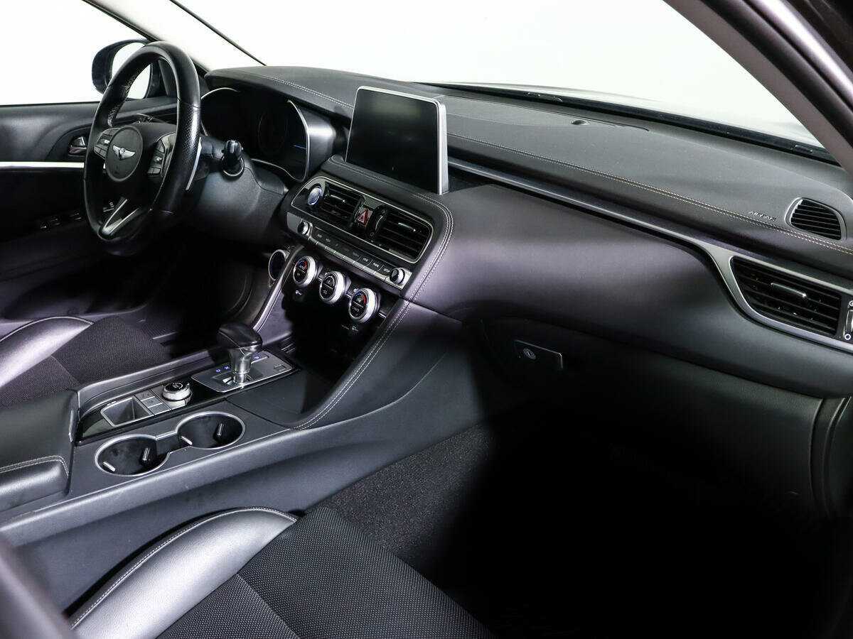 Genesis G70 с пробегом — 2019 год. Фото: #6