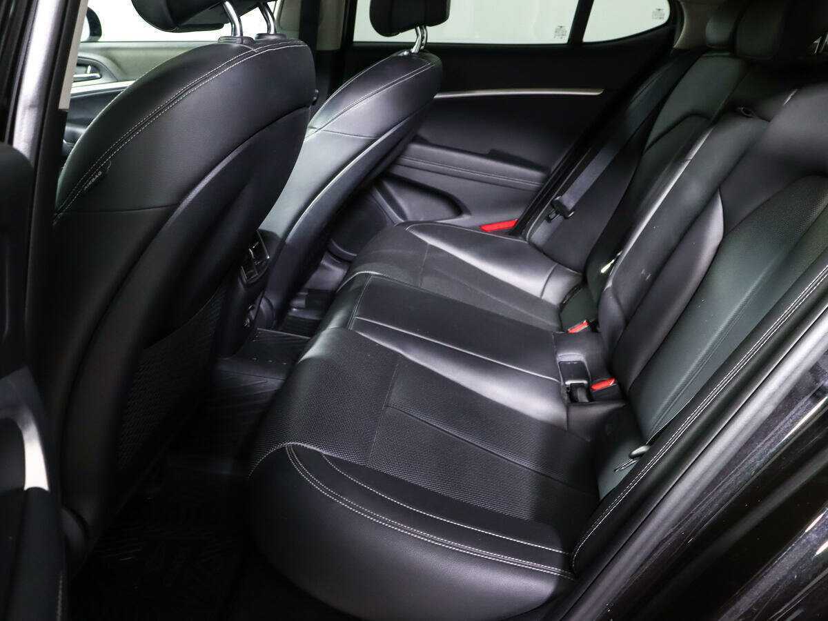 Genesis G70 с пробегом — 2019 год. Фото: #7