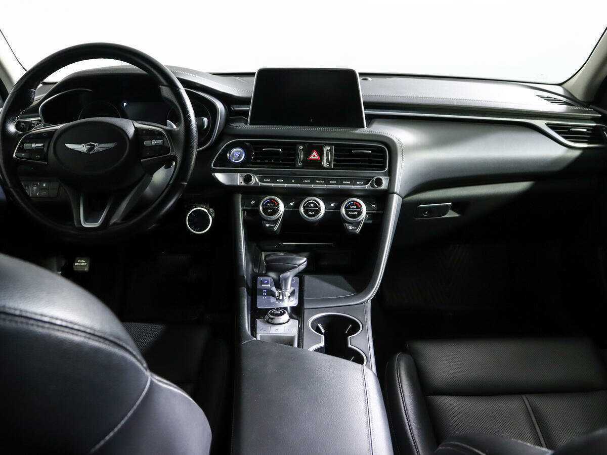 Genesis G70 с пробегом — 2019 год. Фото: #9