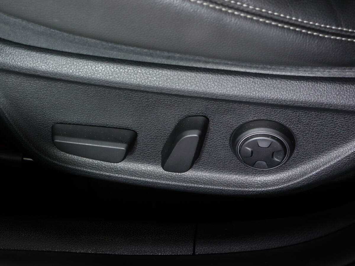 Genesis G70 с пробегом — 2019 год. Фото: #16