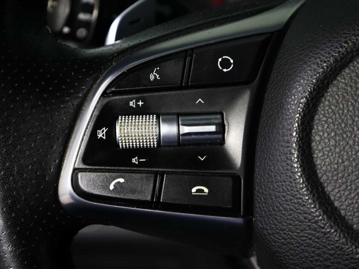 Genesis G70 с пробегом — 2019 год. Фото: #17