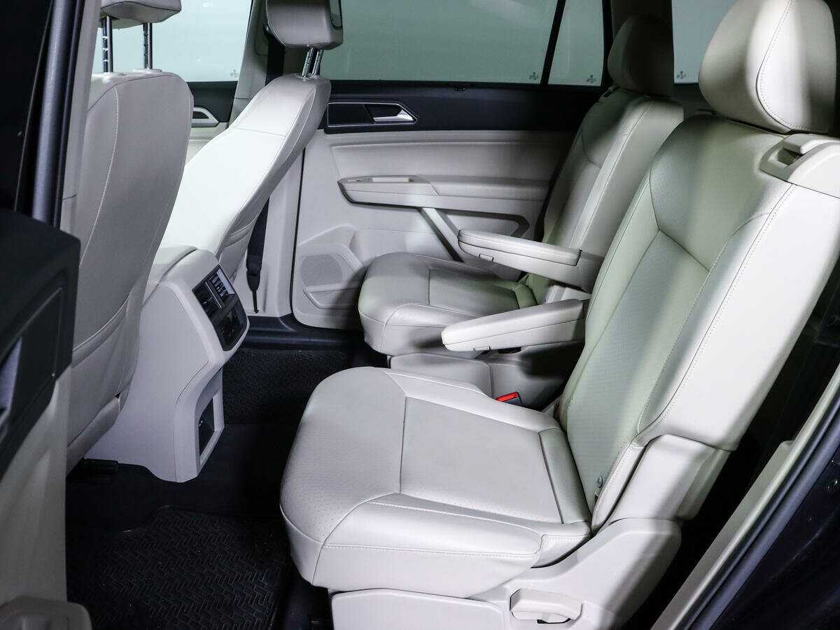 Volkswagen Atlas с пробегом — 2018 год. Фото: #8