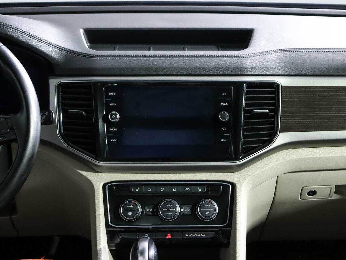 Volkswagen Atlas с пробегом — 2018 год. Фото: #11