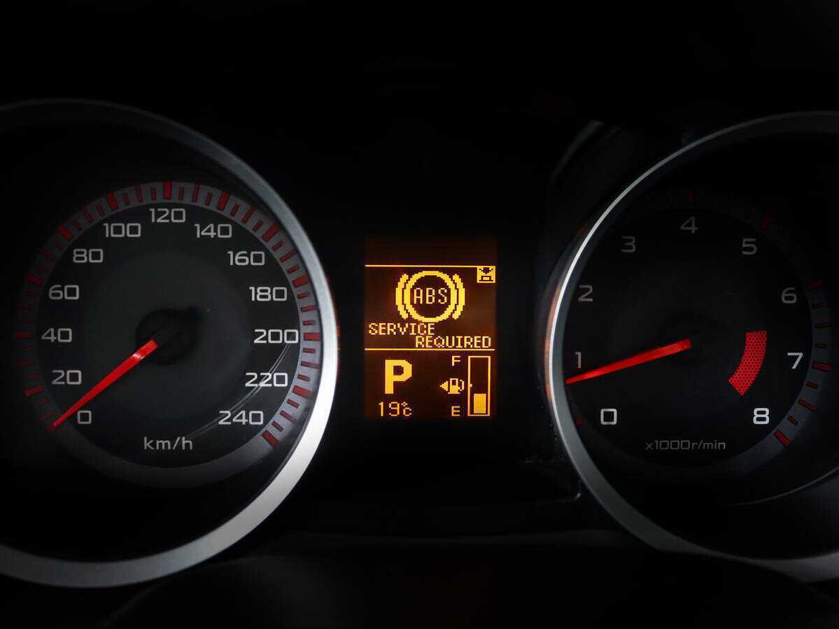 Mitsubishi Lancer с пробегом — 2008 год. Фото: #8