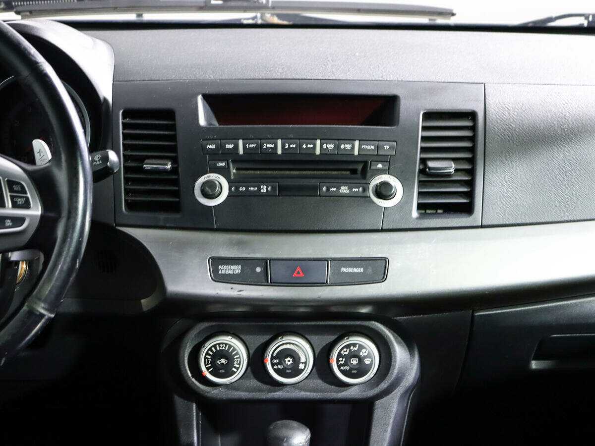 Mitsubishi Lancer с пробегом — 2008 год. Фото: #10