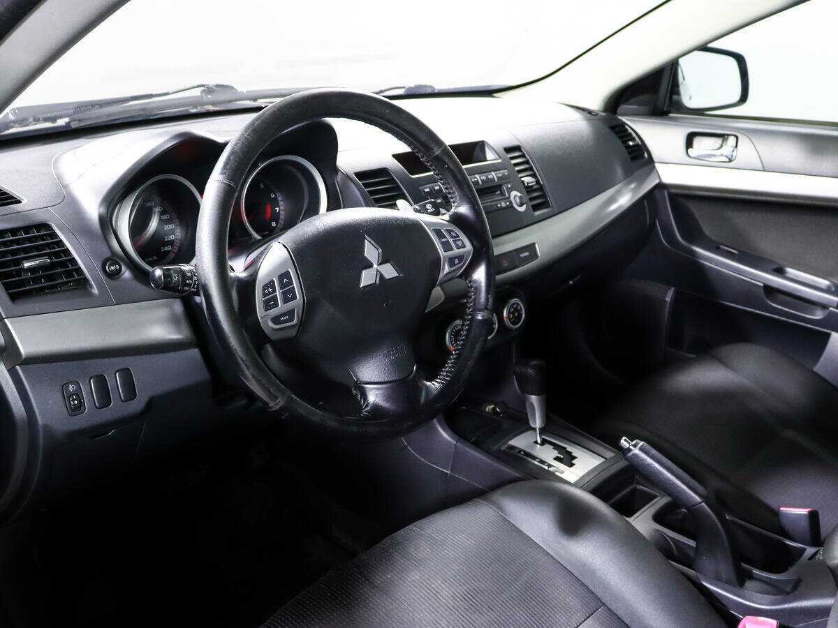 Mitsubishi Lancer с пробегом — 2008 год. Фото: #11
