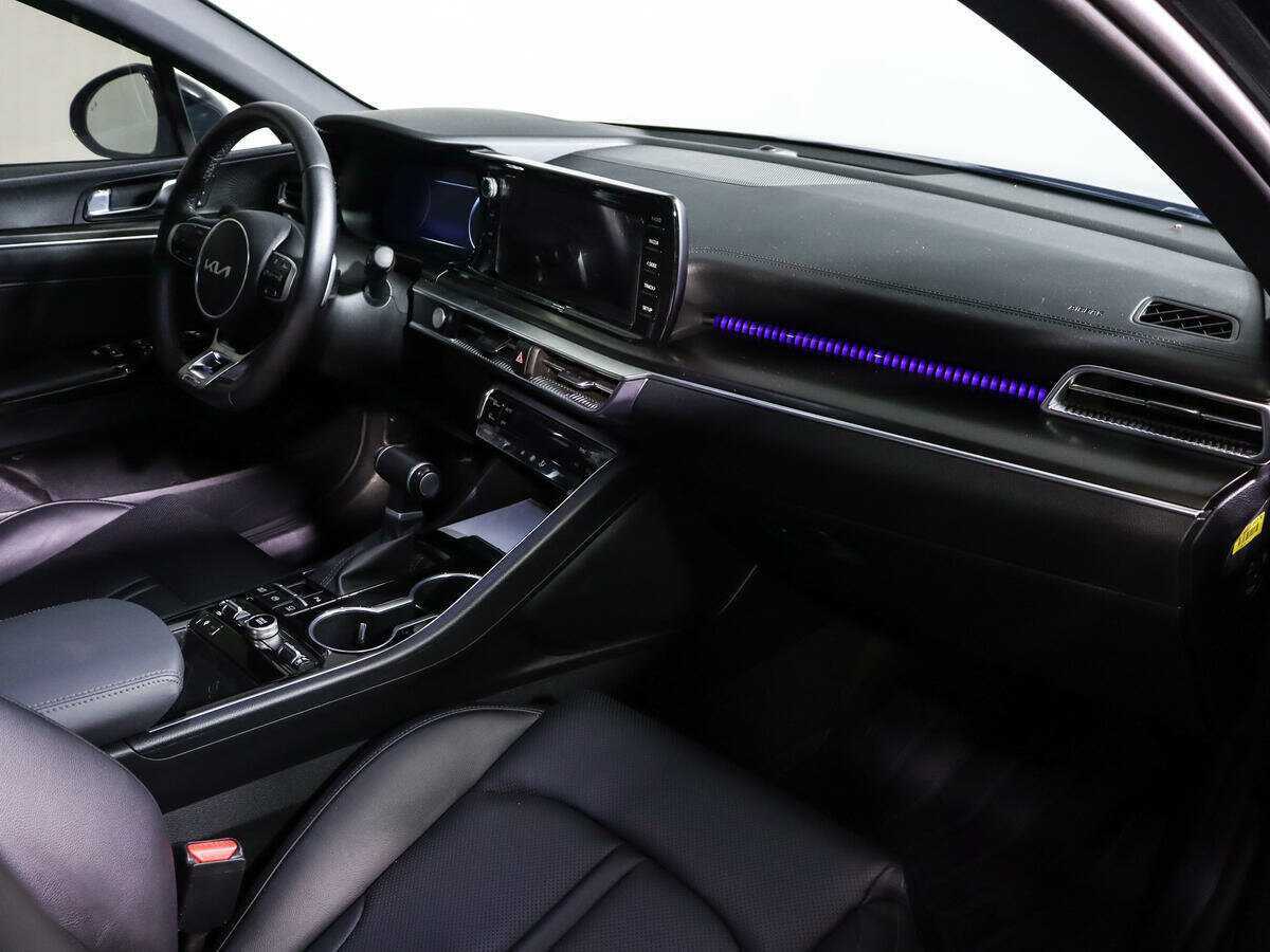 Kia K5 с пробегом — 2023 год. Фото: #6