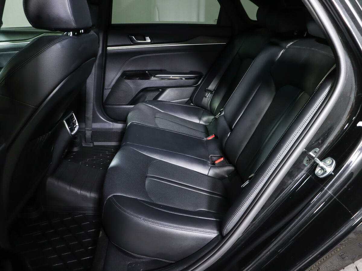 Kia K5 с пробегом — 2023 год. Фото: #7