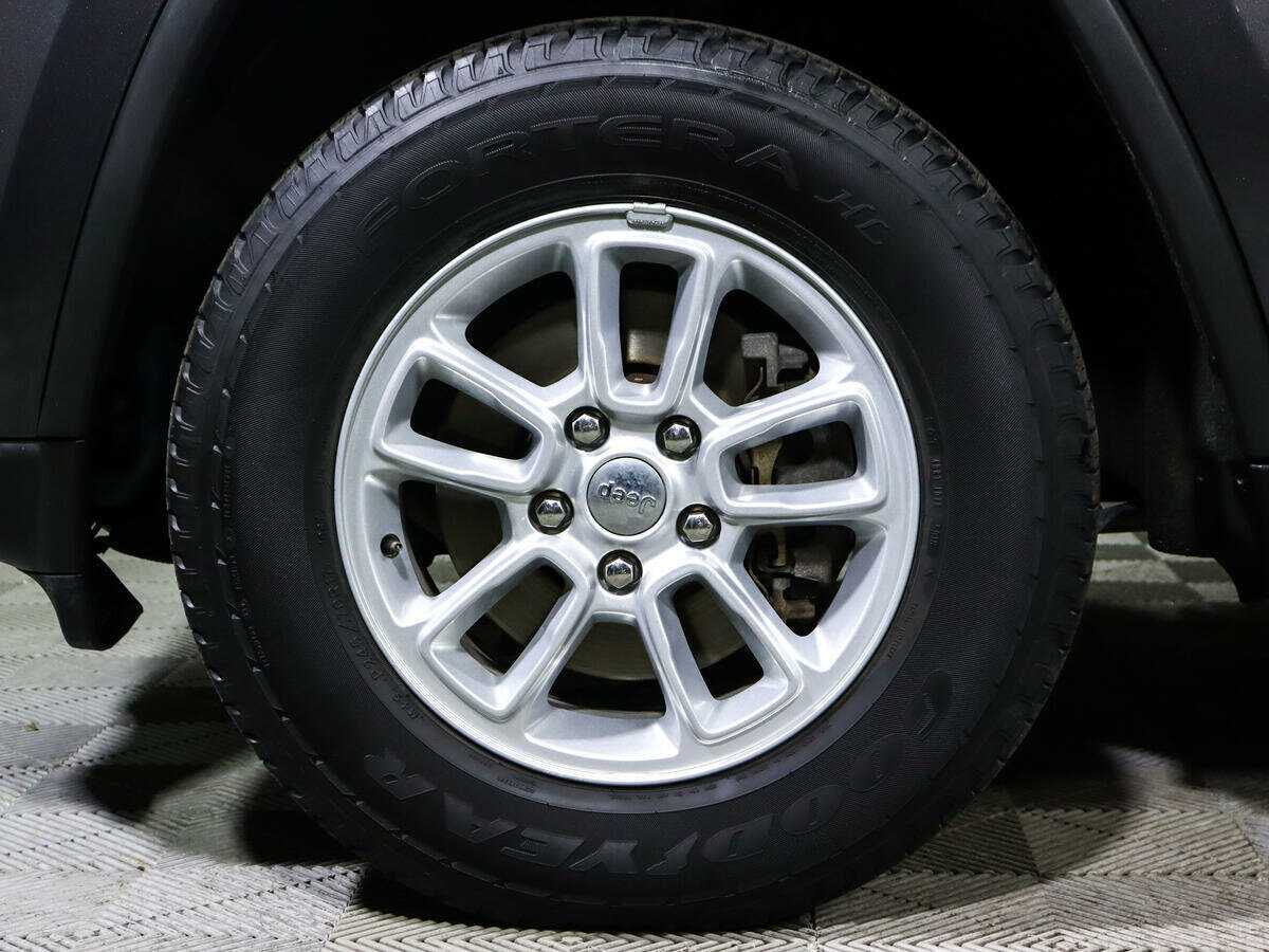 Jeep Grand Cherokee с пробегом — 2019 год. Фото: #21