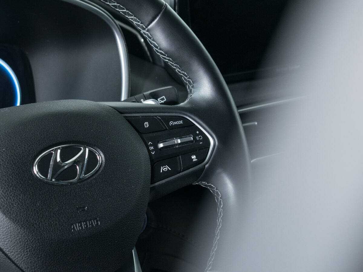 Hyundai Santa Fe с пробегом — 2021 год. Фото: #17