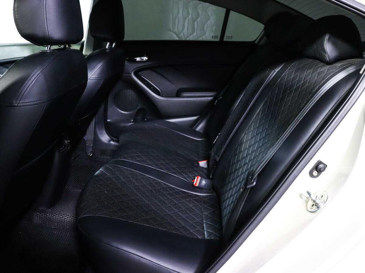 Kia Cerato с пробегом — 2014 год. Фото: #9