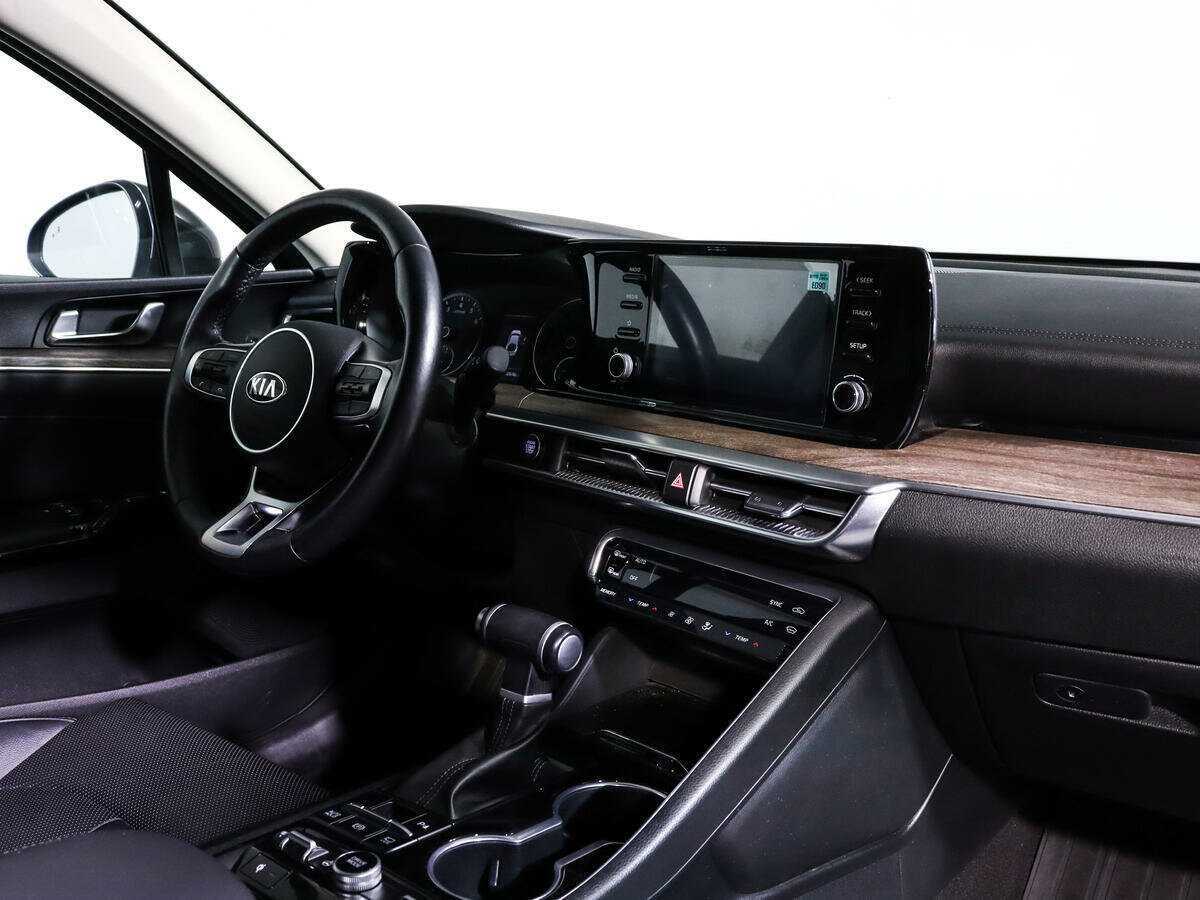 Kia K5 с пробегом — 2020 год. Фото: #6