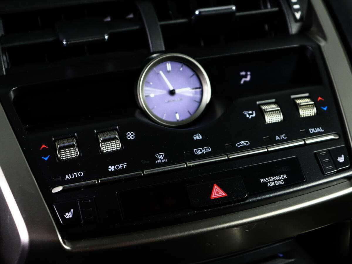 Lexus NX с пробегом — 2018 год. Фото: #22