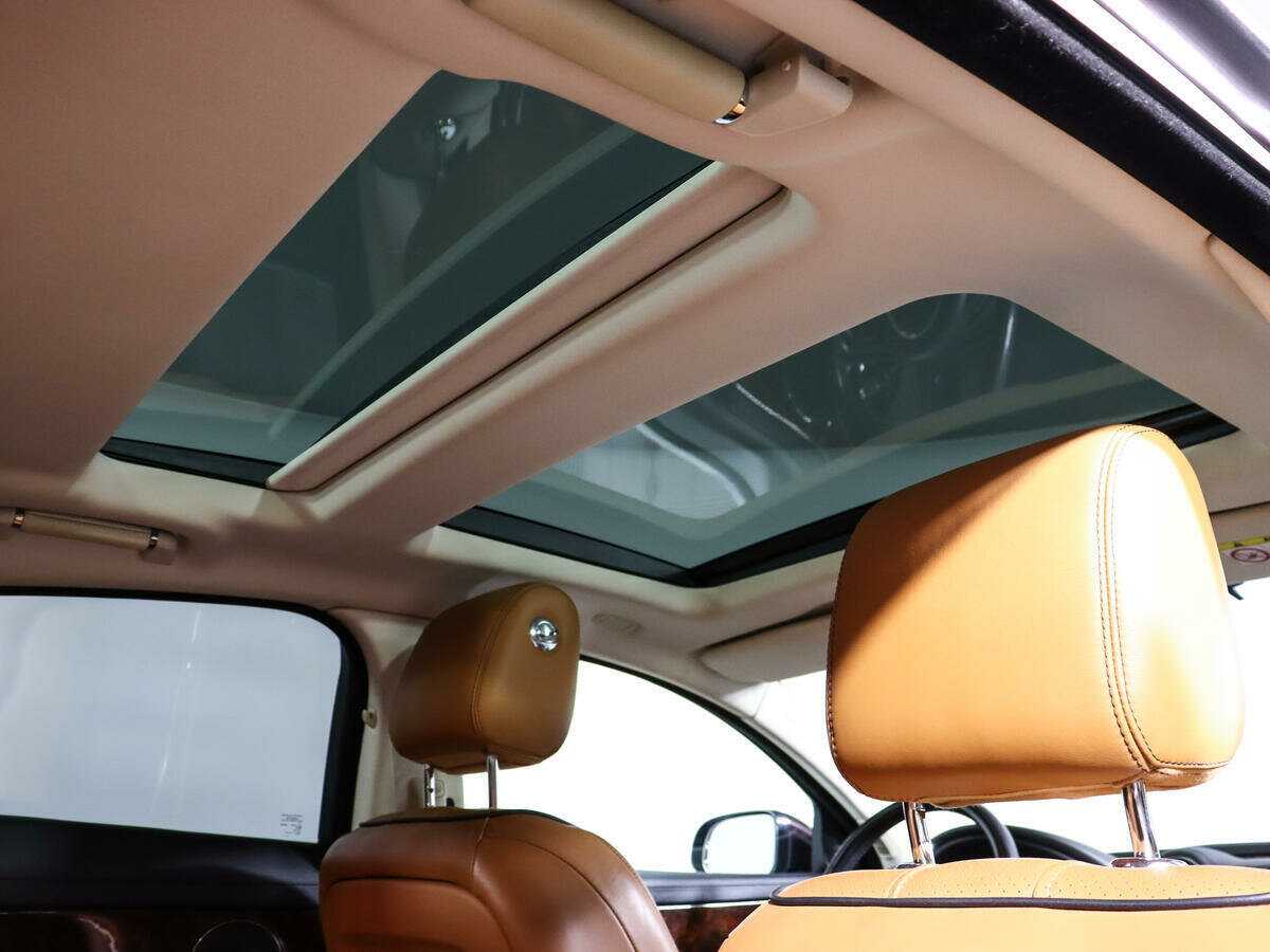 Jaguar XJ с пробегом — 2014 год. Фото: #17