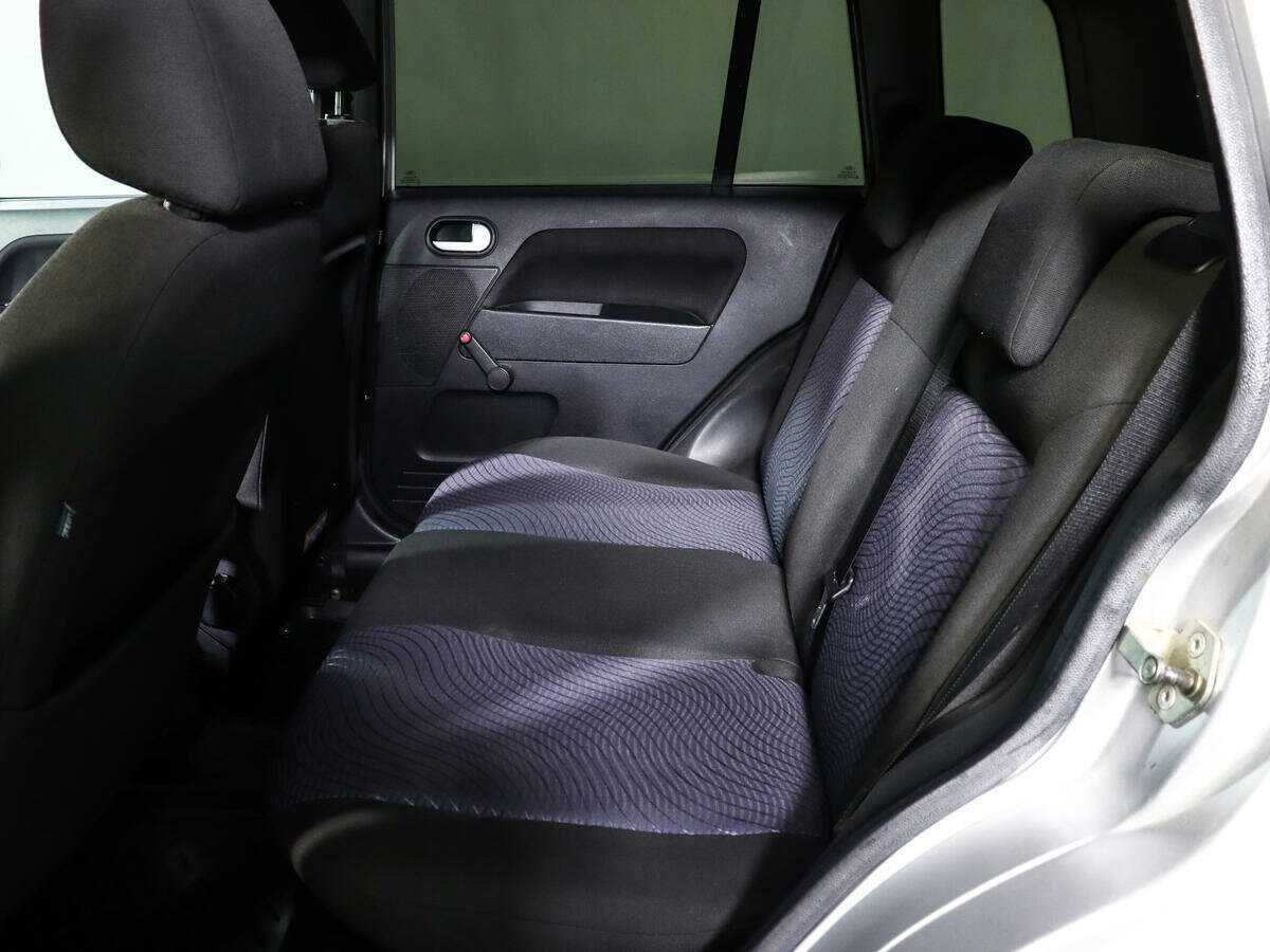 Ford Fusion с пробегом — 2007 год. Фото: #8