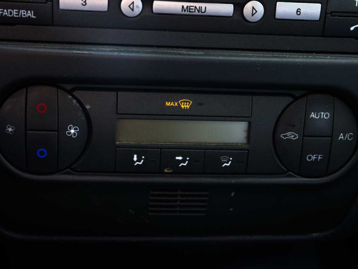 Ford Fusion с пробегом — 2007 год. Фото: #13