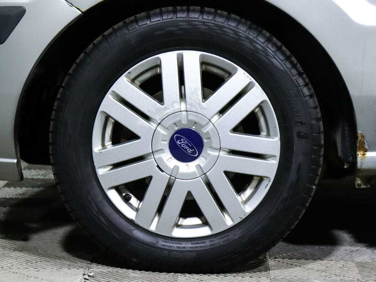 Ford Fusion с пробегом — 2007 год. Фото: #14