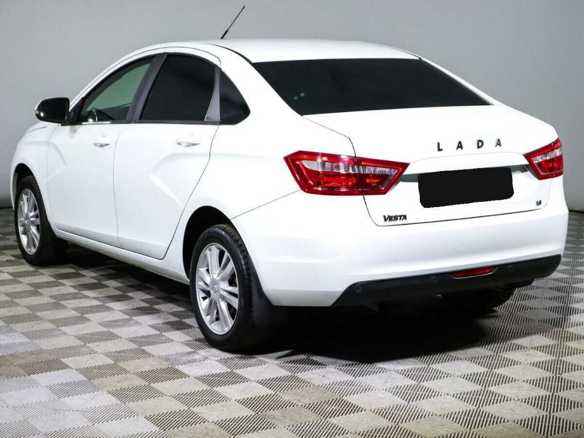 Lada (ВАЗ) Vesta с пробегом — 2019 год. Фото: #5