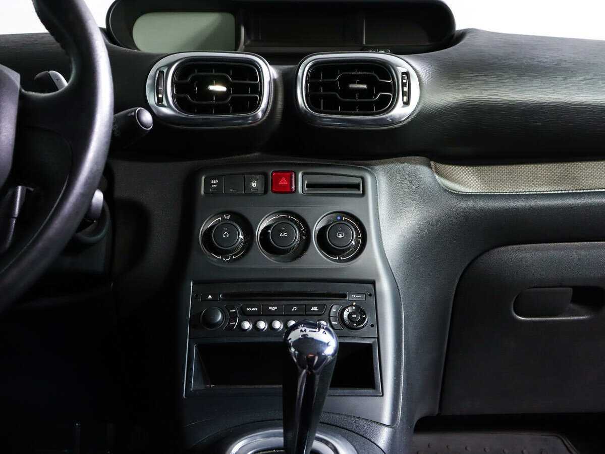 Citroen C3 Picasso с пробегом — 2012 год. Фото: #10