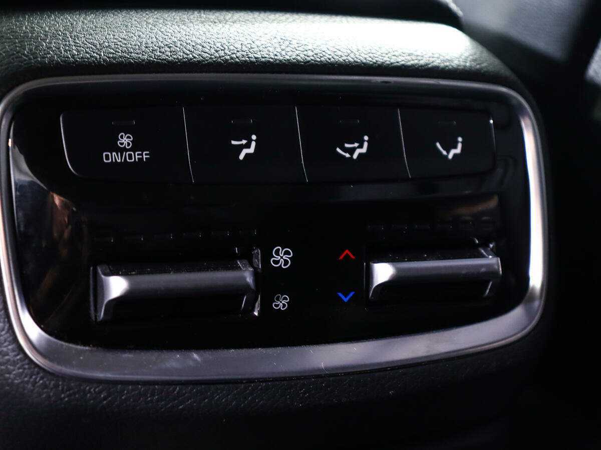 Kia Mohave с пробегом — 2020 год. Фото: #17