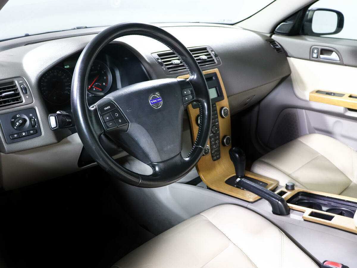 Volvo S40 с пробегом — 2008 год. Фото: #11