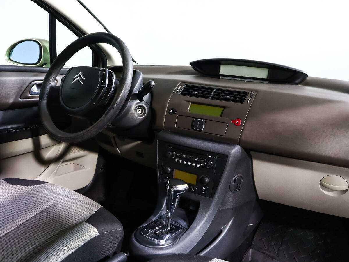 Citroen C4 с пробегом — 2005 год. Фото: #6