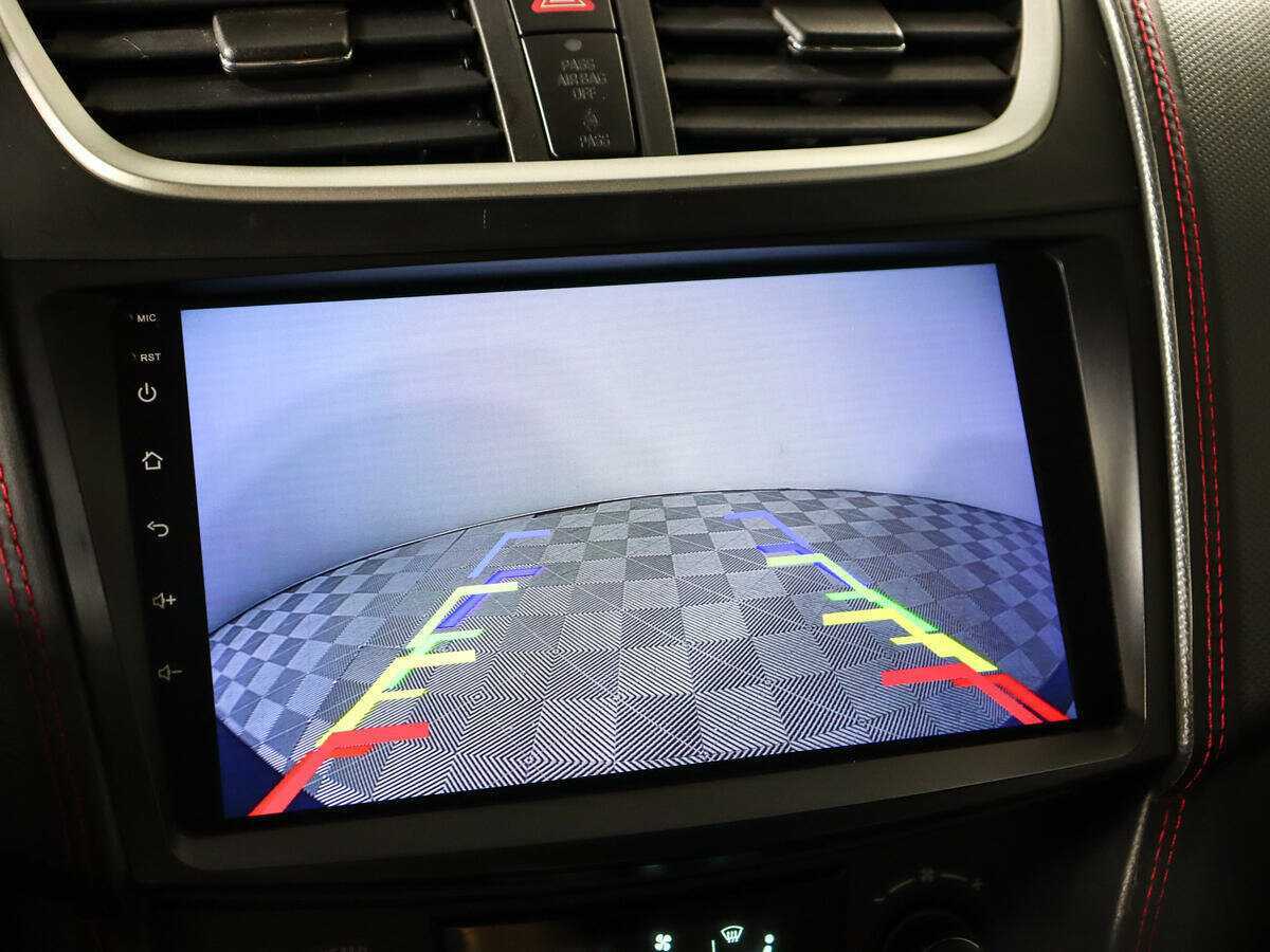 Suzuki Swift с пробегом — 2011 год. Фото: #14