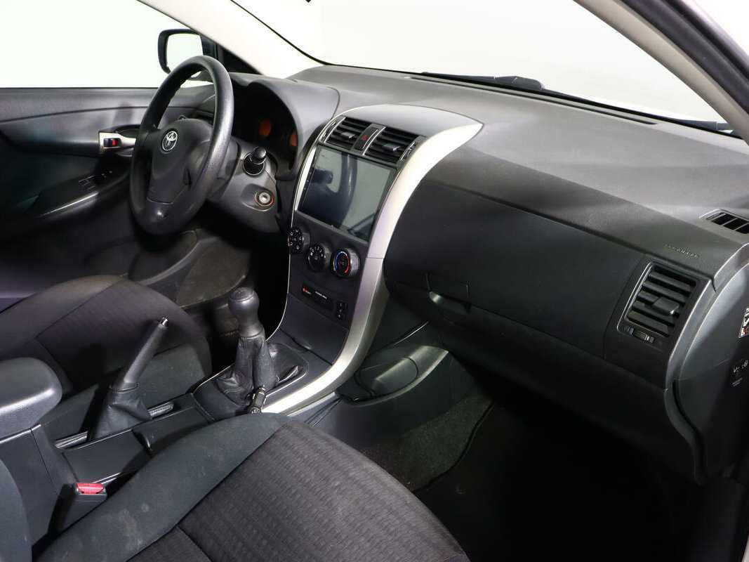 Toyota Corolla с пробегом — 2007 год. Фото: #8