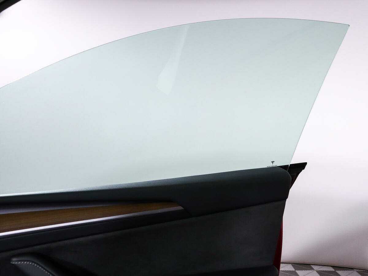 Tesla Model Y с пробегом — 2023 год. Фото: #18