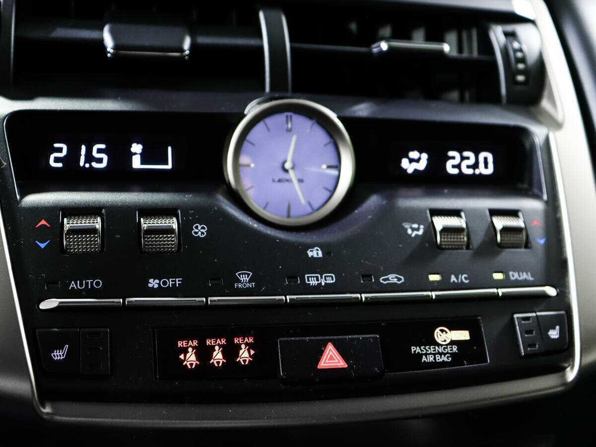 Lexus NX с пробегом — 2019 год. Фото: #17